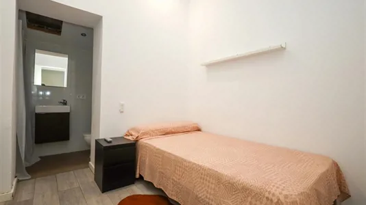 Rooms in Valencia Camins al Grau - photo 1