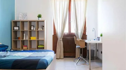 Room for rent in Milano Zona 4 - Vittoria, Forlanini, Milan