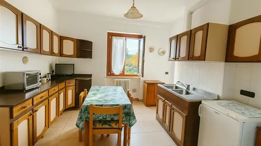 Rooms in Milano Zona 8 - Fiera, Gallaratese, Quarto Oggiaro - photo 3