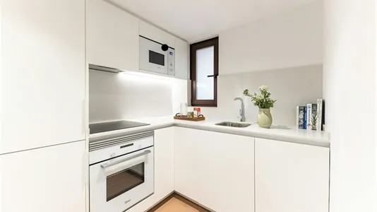 Apartments in Barcelona Ciutat Vella - photo 9