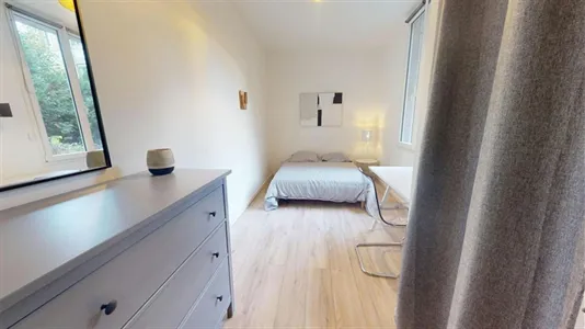 Apartments in Saint-Étienne - photo 10