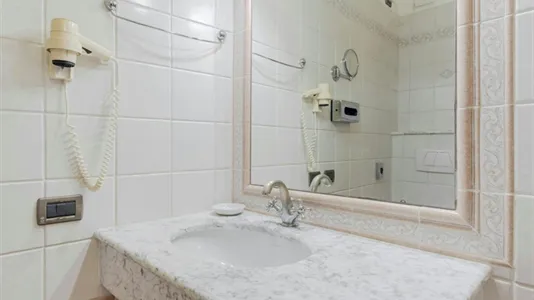 Rooms in Ferrara - photo 10