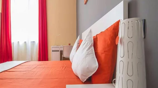 Rooms in Milano Zona 2 - Stazione Centrale, Gorla, Turro, Greco, Crescenzago - photo 4