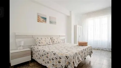 Room for rent in Castellón de la Plana/Castelló de la Plana, Comunidad Valenciana