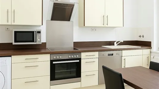 Rooms in Frankfurt Süd - photo 4