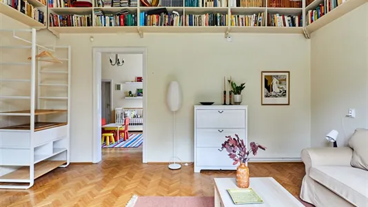 Houses in Dunakeszi - photo 9