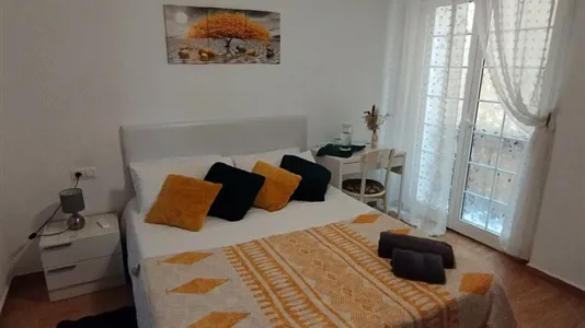 Rooms in Valencia Ciutat Vella - photo 2