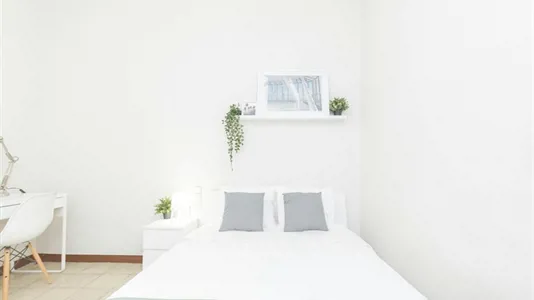 Rooms in Barcelona Eixample - photo 3