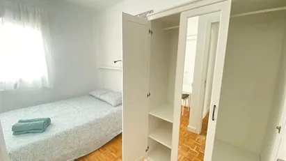 Room for rent in Las Barranquillas, Comunidad de Madrid