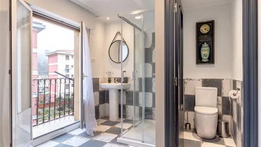 Apartments in Bilbao - photo 9