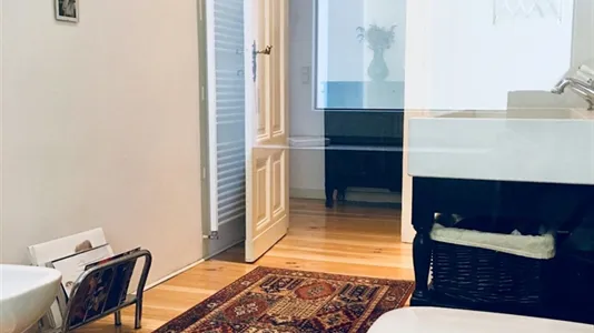 Apartments in Location is not specified - photo 9