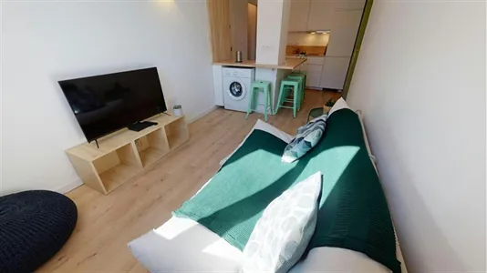 Rooms in Grenoble - photo 10