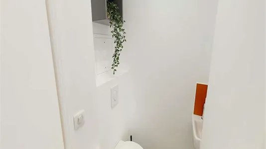 Rooms in Saint-Denis - photo 9