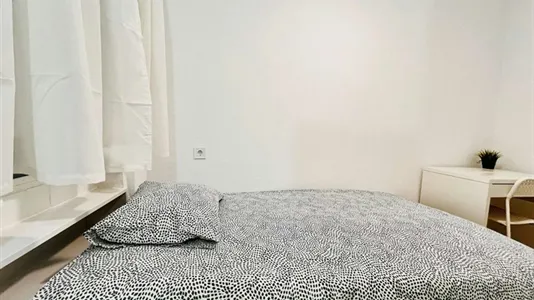 Rooms in Madrid Puente de Vallecas - photo 3