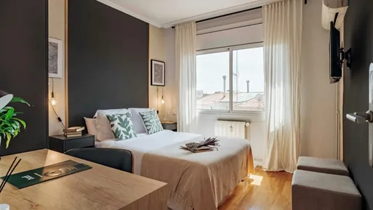 Rooms in Barcelona Les Corts - photo 1