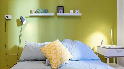 Room for rent in Milano Zona 9 - Porta Garibaldi, Niguarda, Milan
