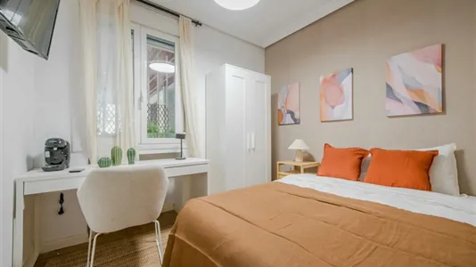 Rooms in Madrid Moncloa-Aravaca - photo 1