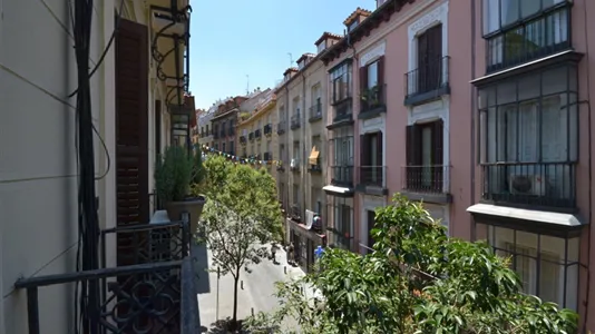 Rooms in Madrid Centro - photo 5