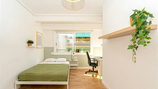 Apartments in Alicante/Alacant - photo 2