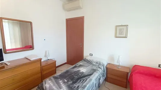 Rooms in Milano Zona 7 - Baggio, De Angeli, San Siro - photo 5