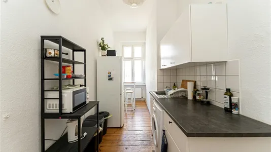Rooms in Berlin Friedrichshain-Kreuzberg - photo 8