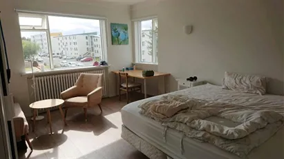 Room for rent in Reykjavík Hlíðar, Reykjavík