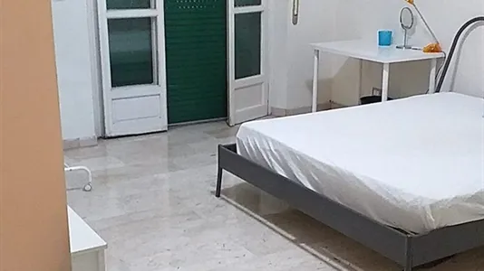 Rooms in Roma Municipio II – Parioli/Nomentano - photo 3