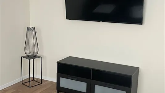 Apartments in Dusseldorf - photo 6