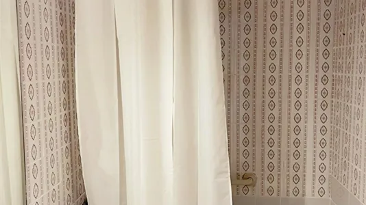 Rooms in Madrid Moncloa-Aravaca - photo 10