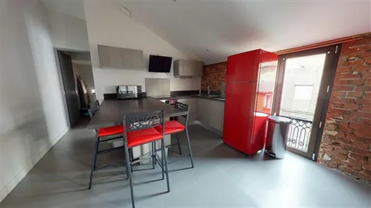 Rooms in Saint-Étienne - photo 9