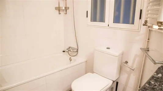 Rooms in Valencia L'Eixample - photo 9