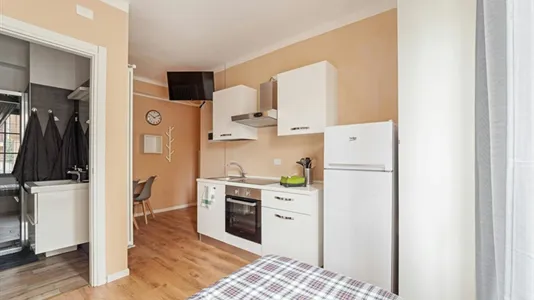 Apartments in Milano Zona 7 - Baggio, De Angeli, San Siro - photo 2