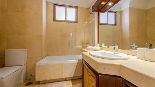 Rooms in Madrid Chamberí - photo 9