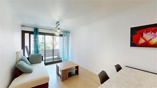 Rooms in Saint-Julien-en-Genevois - photo 1