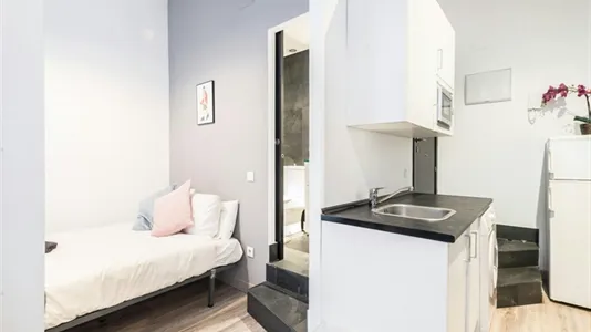 Apartments in Madrid Centro - photo 7