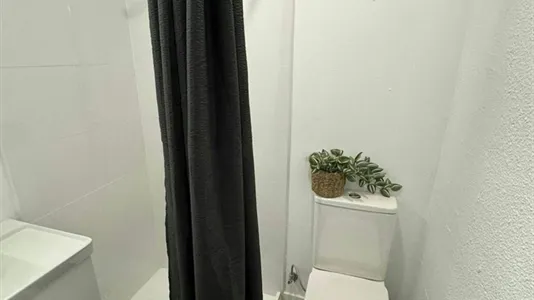 Rooms in Mislata - photo 6