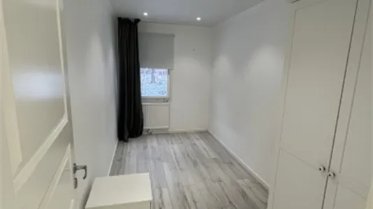 Houses in Stockholm West - photo 5