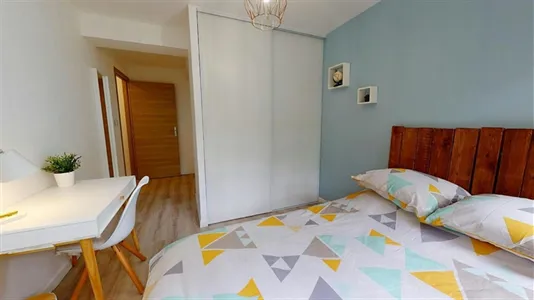 Rooms in Lyon - photo 2