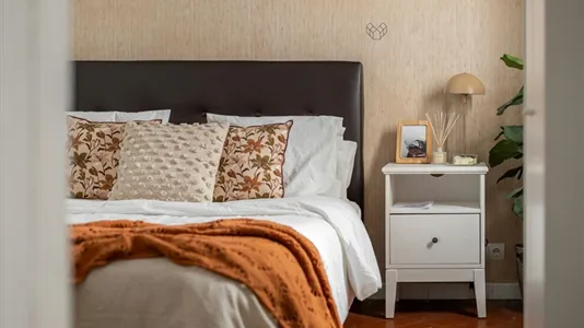 Rooms in Barcelona Ciutat Vella - photo 2
