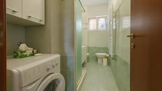 Rooms in Milano Zona 8 - Fiera, Gallaratese, Quarto Oggiaro - photo 9