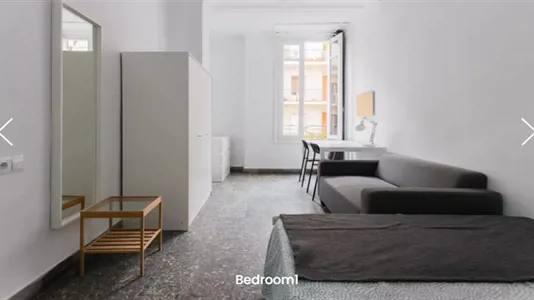 Rooms in Valencia L'Eixample - photo 3