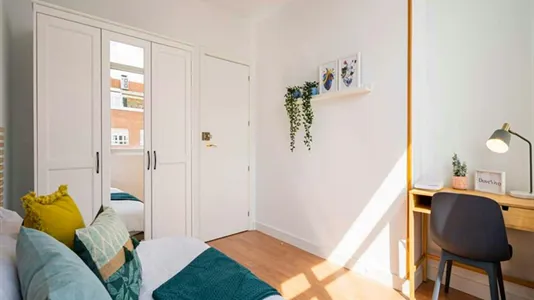 Rooms in Madrid Tetuán - photo 9