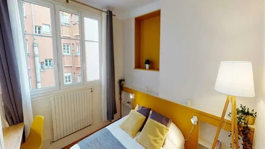 Rooms in Paris 16ème arrondissement (South) - photo 2