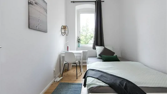 Rooms in Berlin Charlottenburg-Wilmersdorf - photo 1