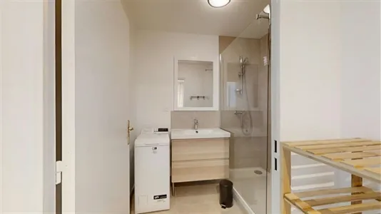 Rooms in Lyon - photo 10