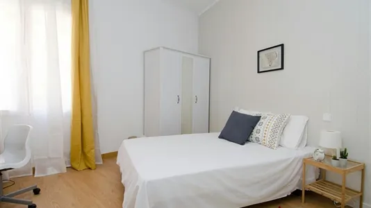 Rooms in Madrid Chamberí - photo 2