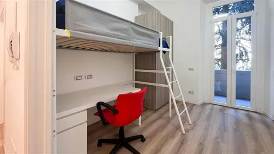 Apartments in Milano Zona 8 - Fiera, Gallaratese, Quarto Oggiaro - photo 5