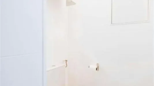 Apartments in Paris 18ème arrondissement - Montmartre - photo 4