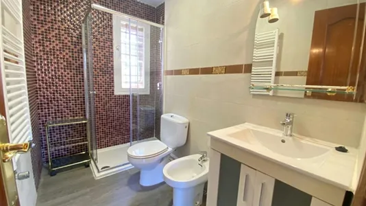 Rooms in Las Barranquillas - photo 8