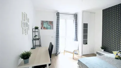 Room for rent in Nanterre, Île-de-France